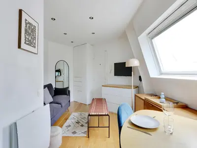 Télévision ou salle de divertissement dans l'établissement Cosy Studio - 2P - Montorgueil Les Halles