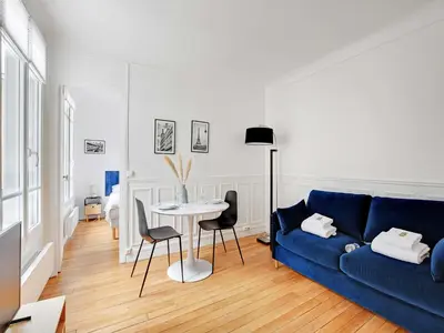 Coin salon dans l'établissement Charming apartment near the Eiffel Tower - Mobility lease
