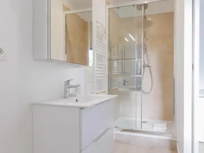 Salle de bains dans l'établissement Charming aprt - 1 BDR 2P - Victor Hugo