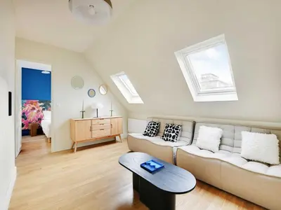 Un ou plusieurs lits dans un hébergement de l'établissement Bright apartment - 2BDR- 4P- Jardin du Luxembourg