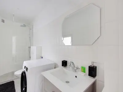 Salle de bains dans l'établissement Nice apartment 1 BDR 2 P - Parc Monceau