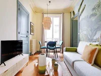 Télévision ou salle de divertissement dans l'établissement Modern flat 1 BDR 2P - Marais district
