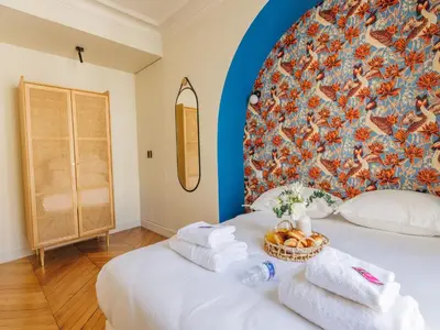 Un ou plusieurs lits dans un hébergement de l'établissement Charming apartment - 3BDR 6P - St Germain des Prés