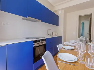 Cuisine ou kitchenette dans l'établissement Charming apartment - 3BDR 6P - St Germain des Prés
