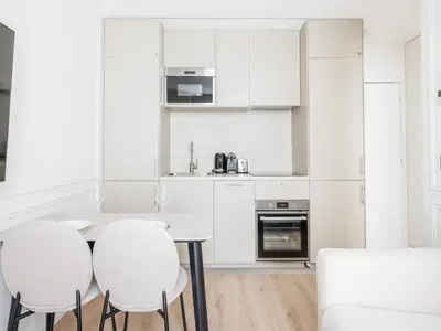 Cuisine ou kitchenette dans l'établissement Charming apartment near Montmartre - Mobility lease