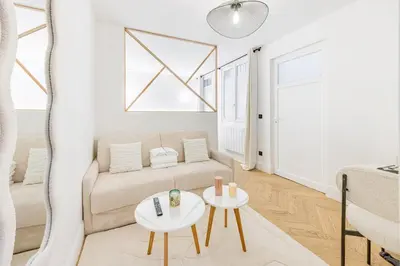 Coin salon dans l'établissement Suite luxueuse Elysee Faubourg St Honore Paris 8