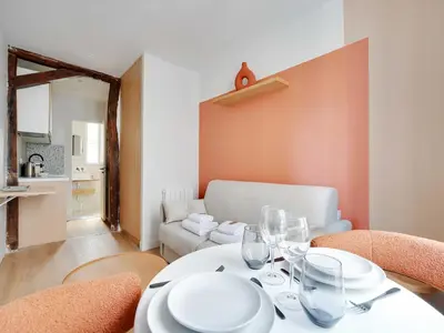 Coin salon dans l'établissement Beautiful studio -16 ard de paris- Mobility lease
