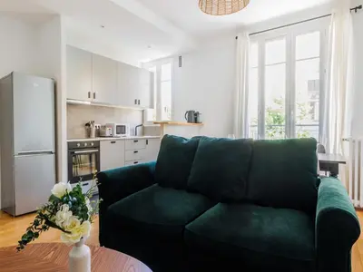 Cuisine ou kitchenette dans l'établissement Superb apartment - 1BDR 4P- Boulogne-Billancourt