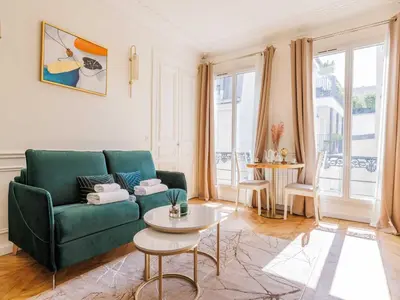 Coin salon dans l'établissement COSY apartment -1BDR 4P -near Les Halles