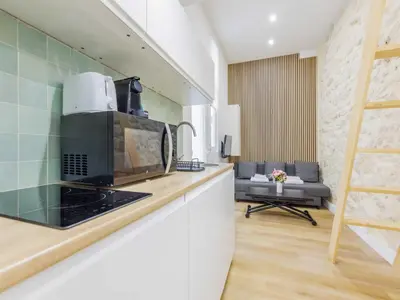 Cuisine ou kitchenette dans l'établissement Studio - Sentier Reaumur - Mobility lease