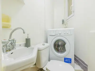 Salle de bains dans l'établissement Apartment near République - Mobility lease