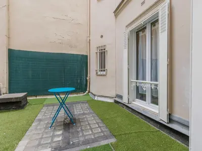 Terrasse ou espace extérieur de l'établissement Apartment near République - Mobility lease