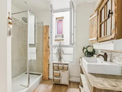 Salle de bains dans l'établissement Modern appartment -1BR-2P- Le Marais