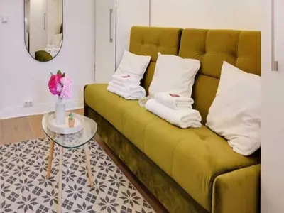 Coin salon dans l'établissement Charming studio - 18e arrd - Mobility lease