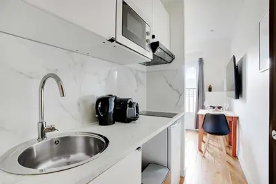 Cuisine ou kitchenette dans l'établissement Studio Cosy - 2P - 16eme - Victor Hugo