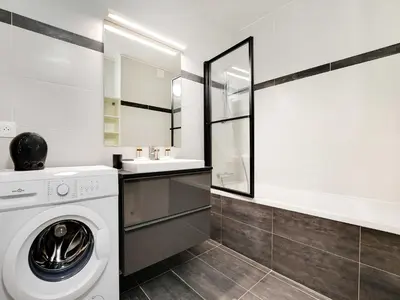 Salle de bains dans l'établissement Bright flat - 1BR 4P - Javel