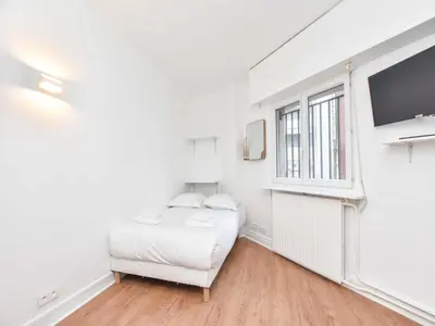 Plan de l'établissement Studio renovate & luminous, Guy-Moquet St-Ouen Bichat - MOBILITY LEASE