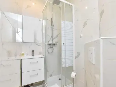 Plan de l'établissement Studio renovate & luminous, Guy-Moquet St-Ouen Bichat - MOBILITY LEASE