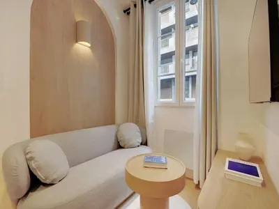 Coin salon dans l'établissement Charming studio - 16th district - Mobility lease