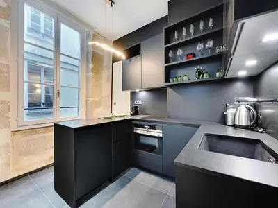 Cuisine ou kitchenette dans l'établissement Superb studio 2P - Rivoli Notre-Dame