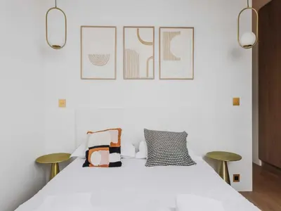 Un ou plusieurs lits dans un hébergement de l'établissement Magnificent Appt - 3BD 6P with balcony - Neuilly