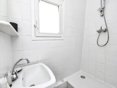 Salle de bains dans l'établissement Cosy 2P - Montmartre Sacré coeur
