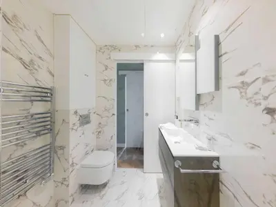 Salle de bains dans l'établissement Apartment COSY near INVALIDES - Mobility lease