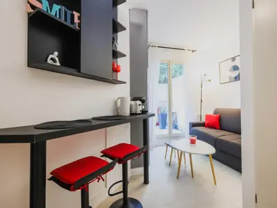 Cuisine ou kitchenette dans l'établissement Peaceful studio with terace for 2P - Sacré-C ur