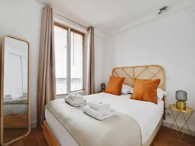 Un ou plusieurs lits dans un hébergement de l'établissement Charming Apartment - Mobility Lease