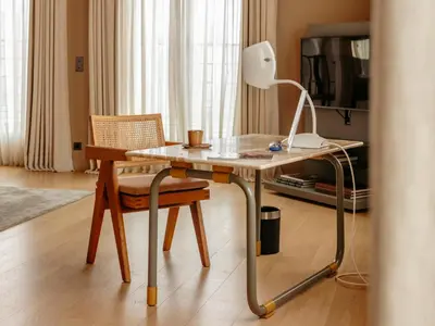 Télévision ou salle de divertissement dans l'établissement Hotel de Pourtales