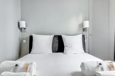 Un ou plusieurs lits dans un hébergement de l'établissement AC & 10min from Marais & Fully equipped