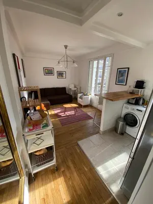 Coin salon dans l'établissement Appartement de charme F2, Porte St Cloud