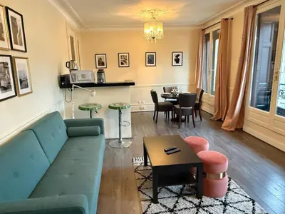 Coin salon dans l'établissement Royal Pereire - Paris 17ème