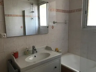 Salle de bains dans l'établissement Cosy, Montparnasse-Pte Versailles-Tour Eiffel