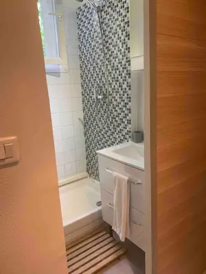 Salle de bains dans l'établissement Entire Studio - Arena La Chapelle