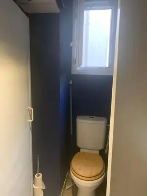 Salle de bains dans l'établissement Entire Studio - Arena La Chapelle