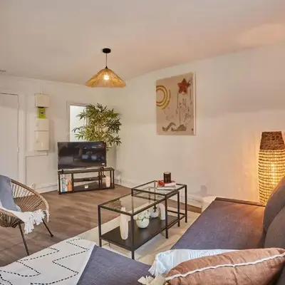 Superb apartment in the center of Paris by Stusioprestige