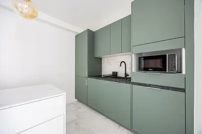 Cuisine ou kitchenette dans l'établissement 3 Bedroom Apartment #3SDB#Champ de Mars# Eiffel Tower