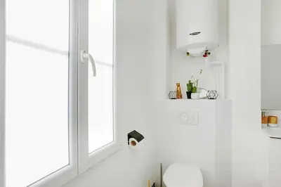 Salle de bains dans l'établissement Cosy Apartement in heart of Batignolles