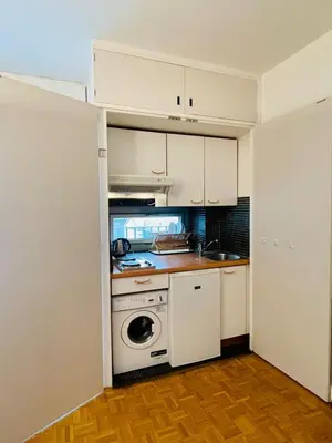Cuisine ou kitchenette dans l'établissement Parc Monceau - Chez Amélie