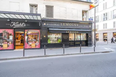 Supermarché ou boutique de l'appartement ou à proximité