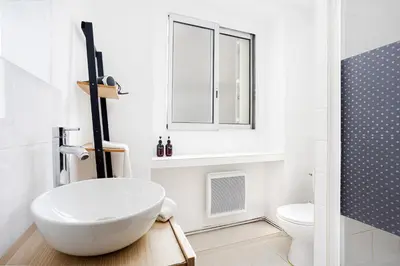 Salle de bains dans l'établissement Center Paris République Appartment