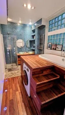 Cuisine ou kitchenette dans l'établissement Beautiful apartment with private garden
