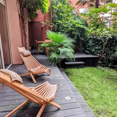 Beautiful apartment with private garden