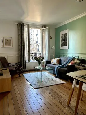 Plan de l'établissement Excellent 3BR 69m2 Puteaux