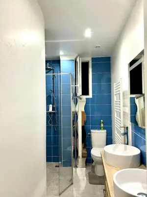 Plan de l'établissement Excellent 3BR 69m2 Puteaux