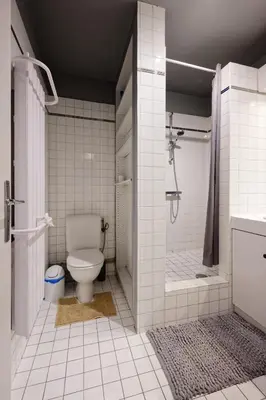 Salle de bains dans l'établissement Appartement Cosy au Coeur du marais, Paris !