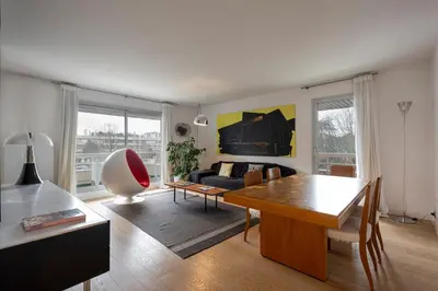 Télévision ou salle de divertissement dans l'établissement Elegant 100m2 apartment