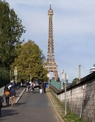 Clients de l'établissement Corazon de Paris