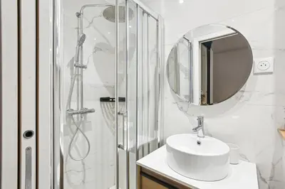 Salle de bains dans l'établissement Studio Arc de Triomphe